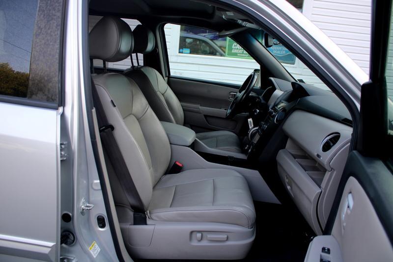 used 2012 Honda Pilot car, priced at $10,880