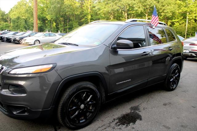 used 2017 Jeep Cherokee car, priced at $10,994