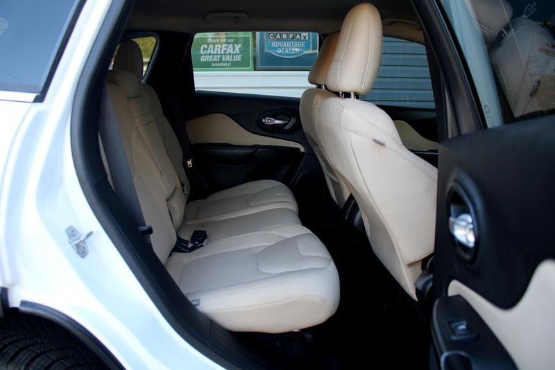 used 2015 Jeep Cherokee car, priced at $8,994