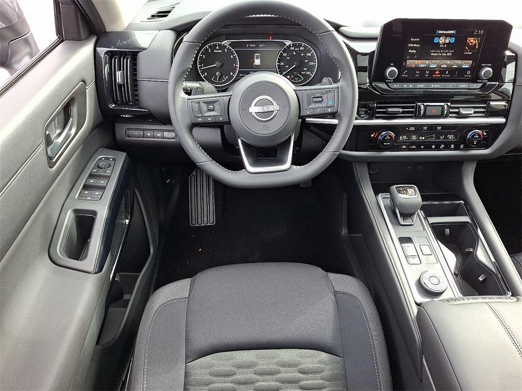 new 2025 Nissan Pathfinder car, priced at $37,560