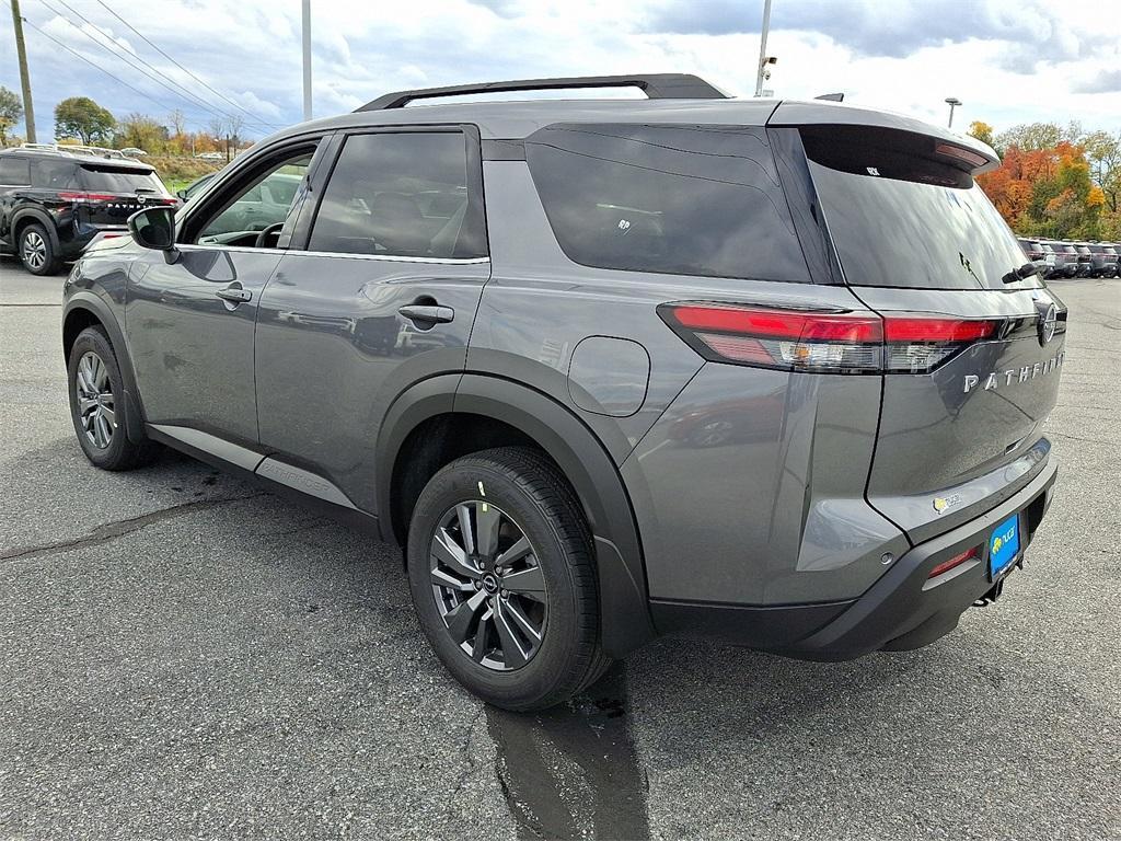 new 2025 Nissan Pathfinder car, priced at $37,560
