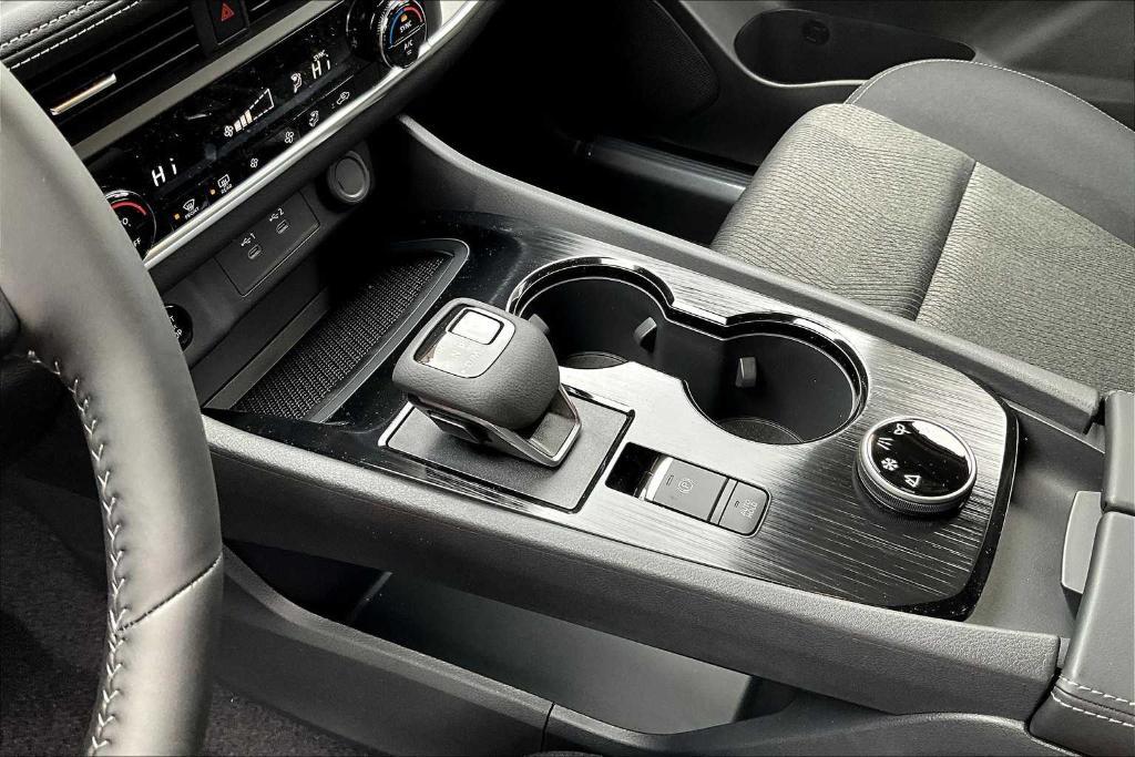 new 2025 Nissan Rogue car, priced at $33,655