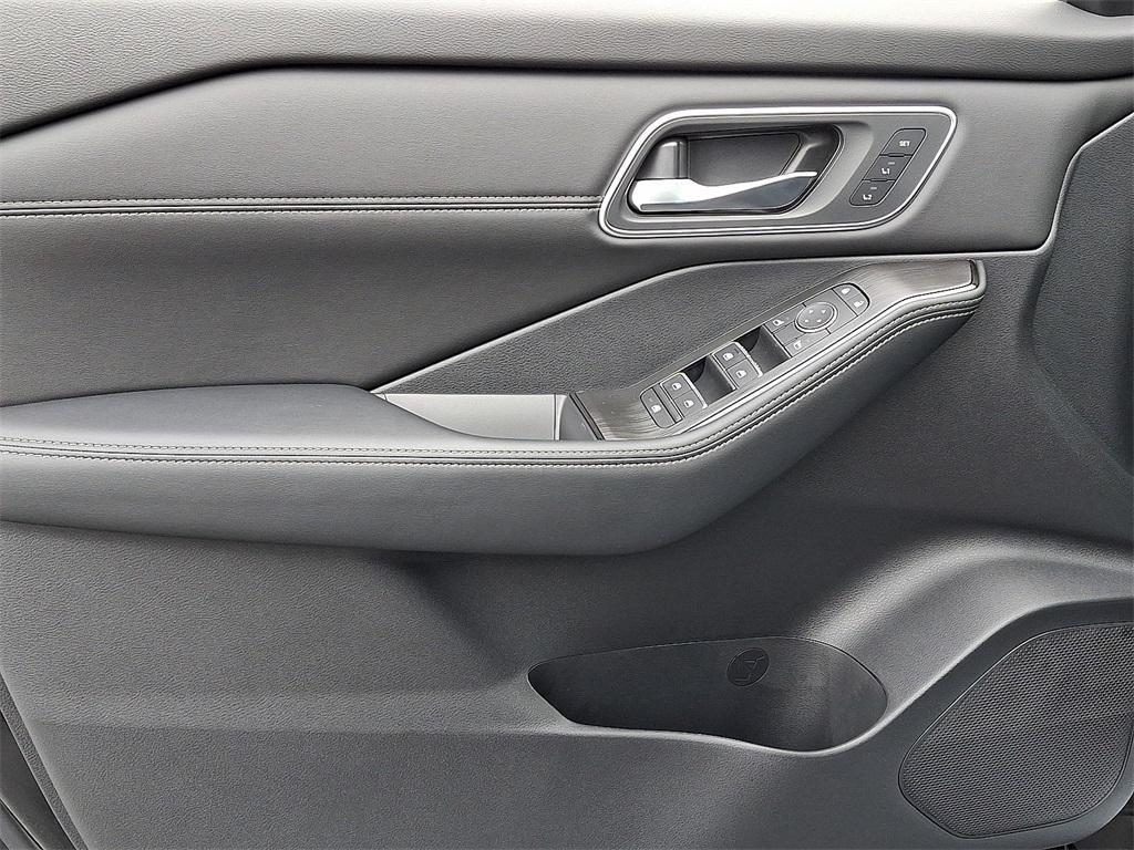 new 2026 Nissan Rogue car, priced at $37,538