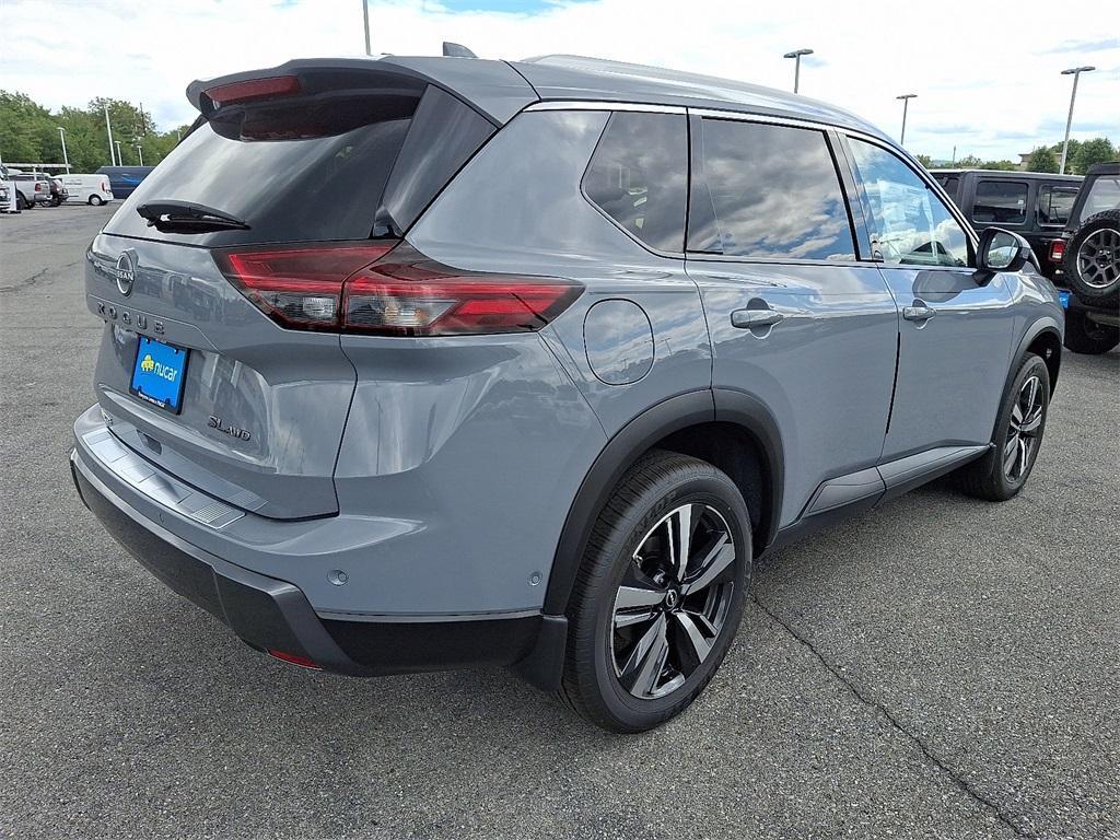 new 2025 Nissan Rogue car, priced at $40,044