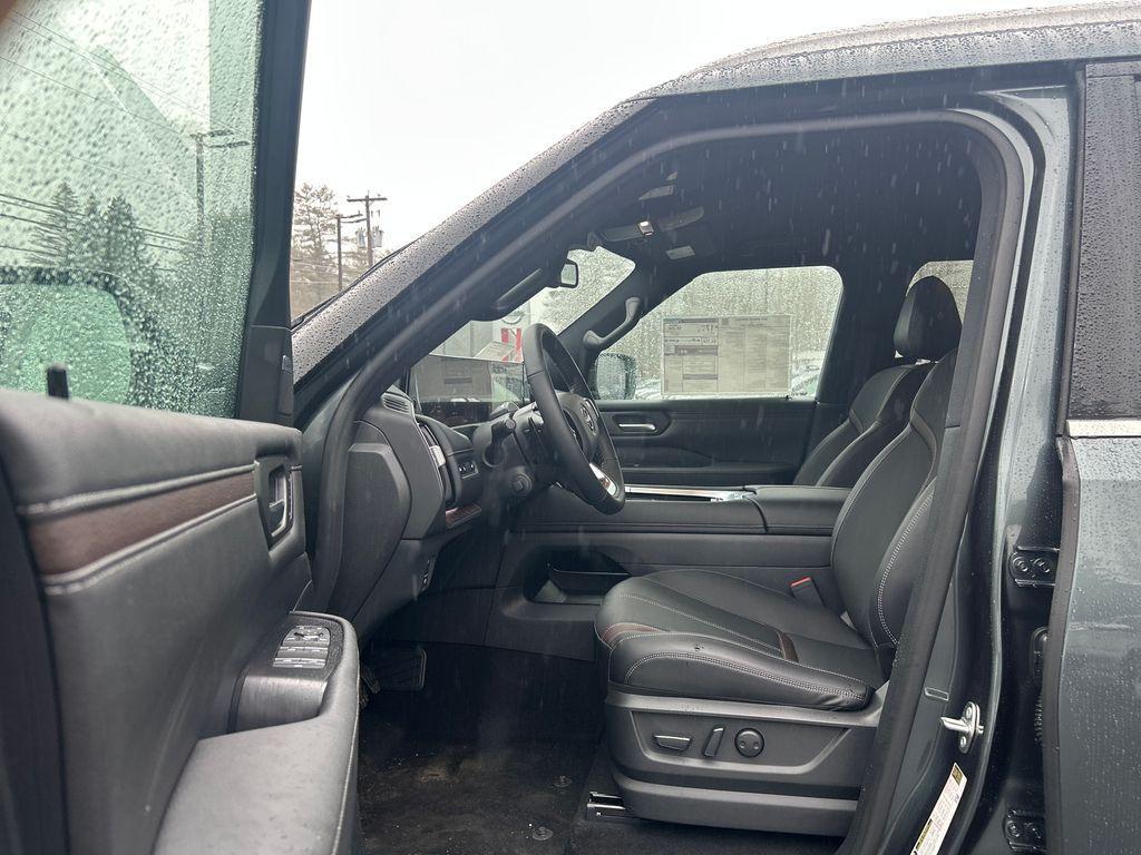 new 2025 Nissan Armada car, priced at $69,801