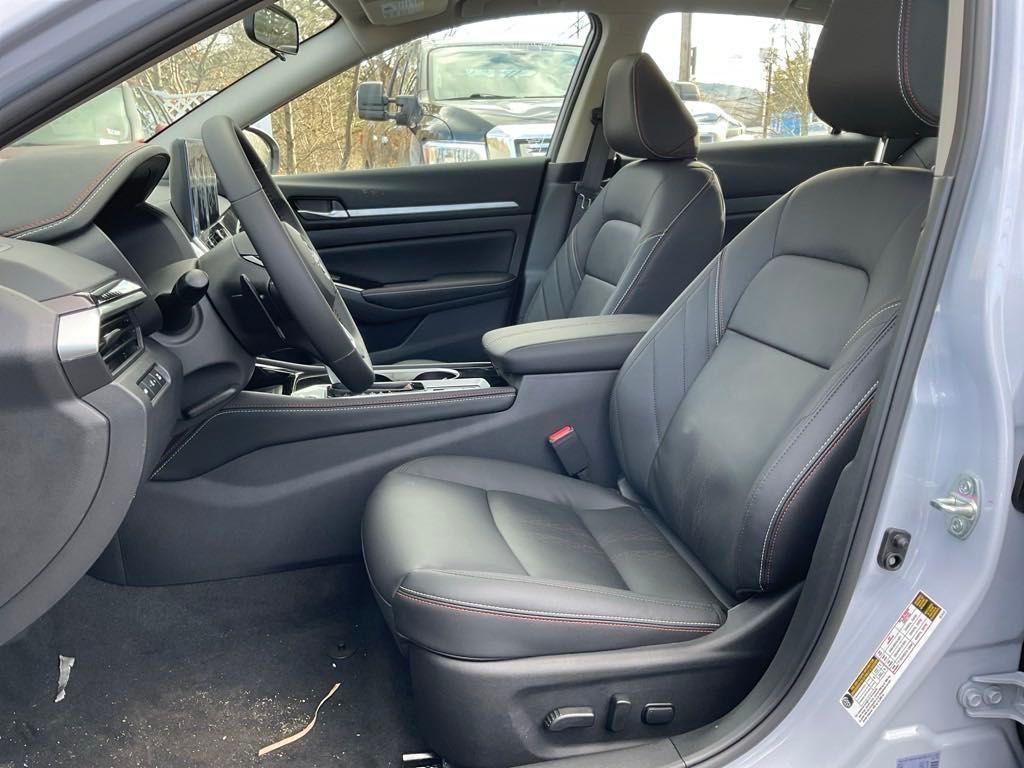new 2025 Nissan Altima car, priced at $32,749