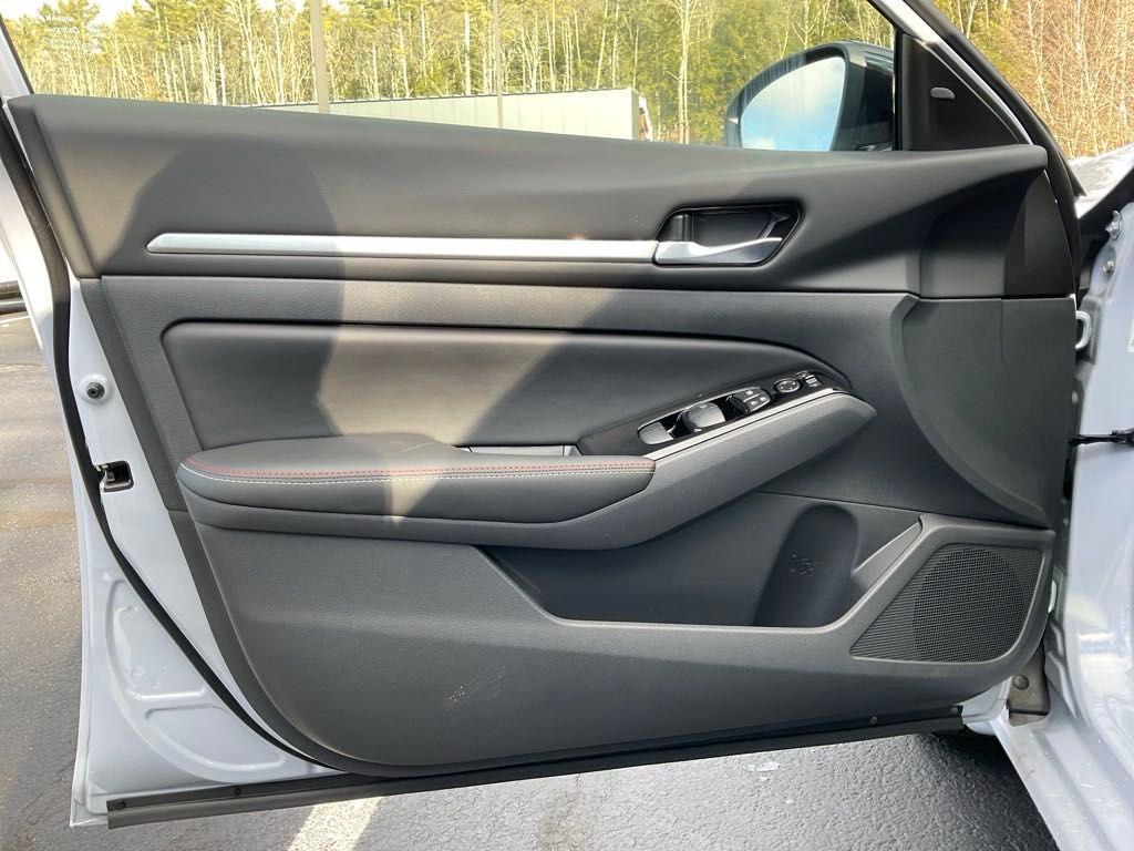 new 2025 Nissan Altima car, priced at $32,749