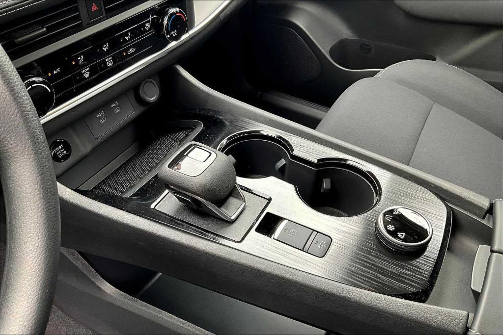 new 2025 Nissan Rogue car, priced at $30,838