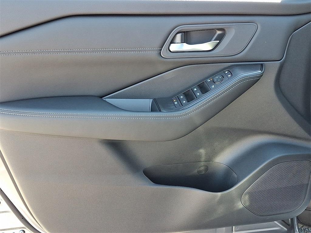 new 2026 Nissan Rogue car, priced at $31,947