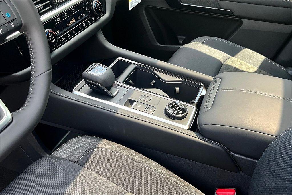 new 2025 Nissan Pathfinder car, priced at $43,944