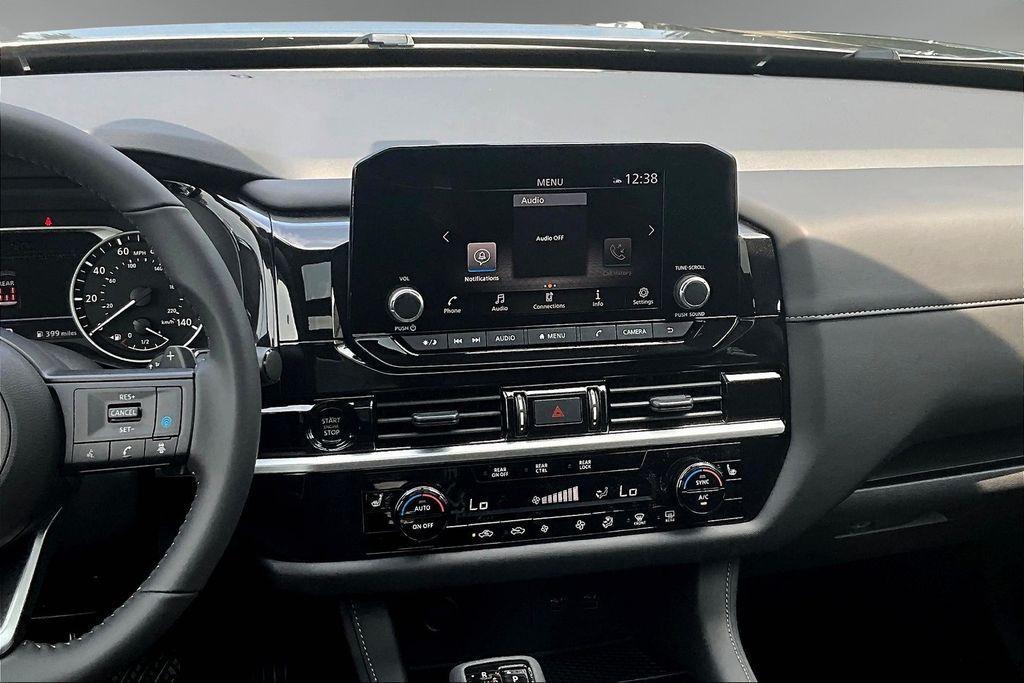 new 2025 Nissan Pathfinder car, priced at $43,944