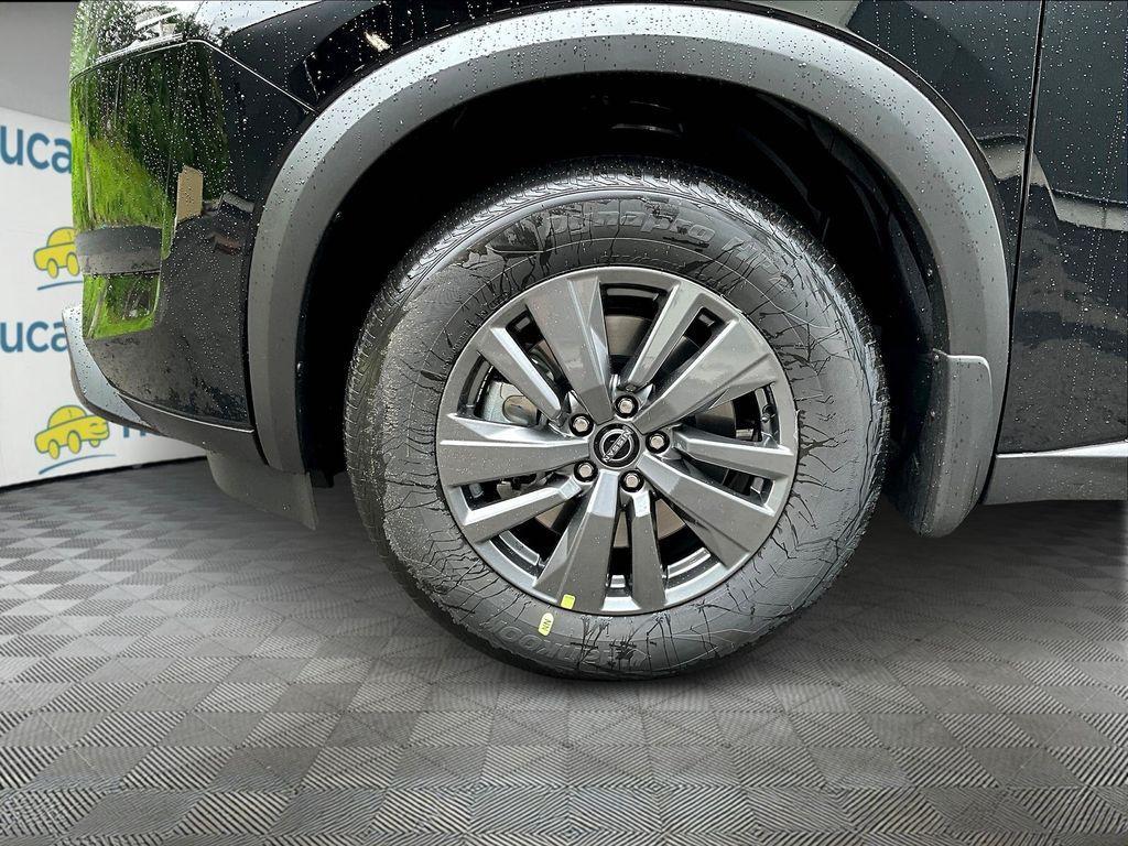new 2025 Nissan Pathfinder car, priced at $32,913