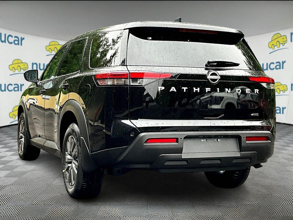 new 2025 Nissan Pathfinder car, priced at $32,913