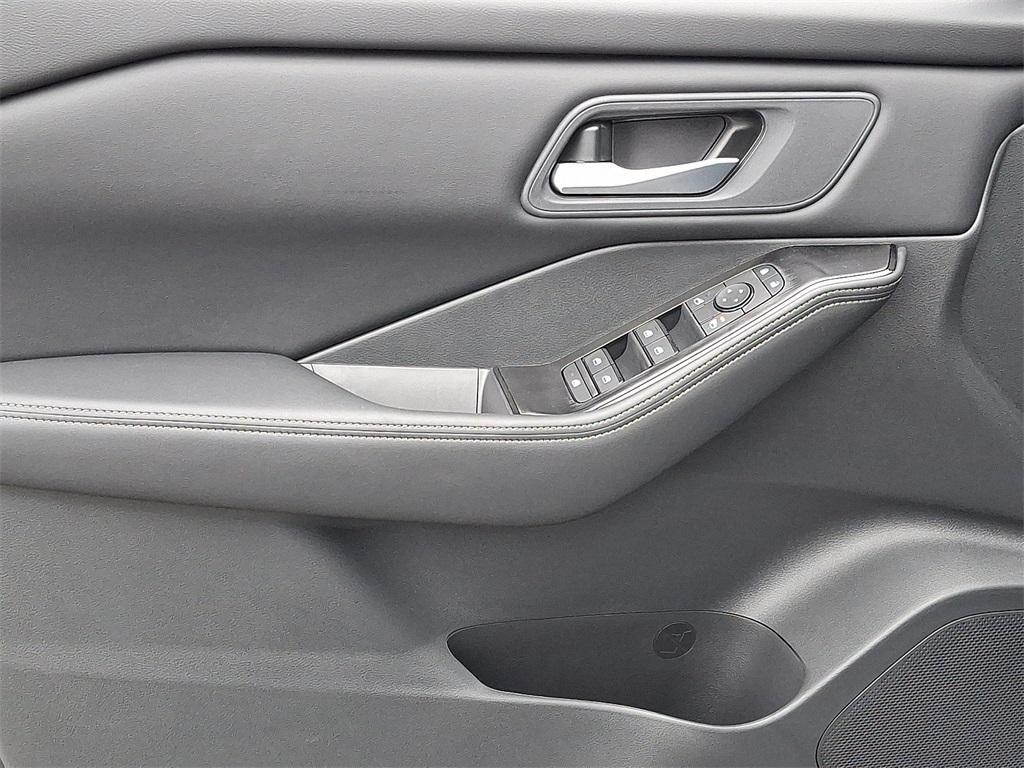 new 2026 Nissan Rogue car, priced at $31,466