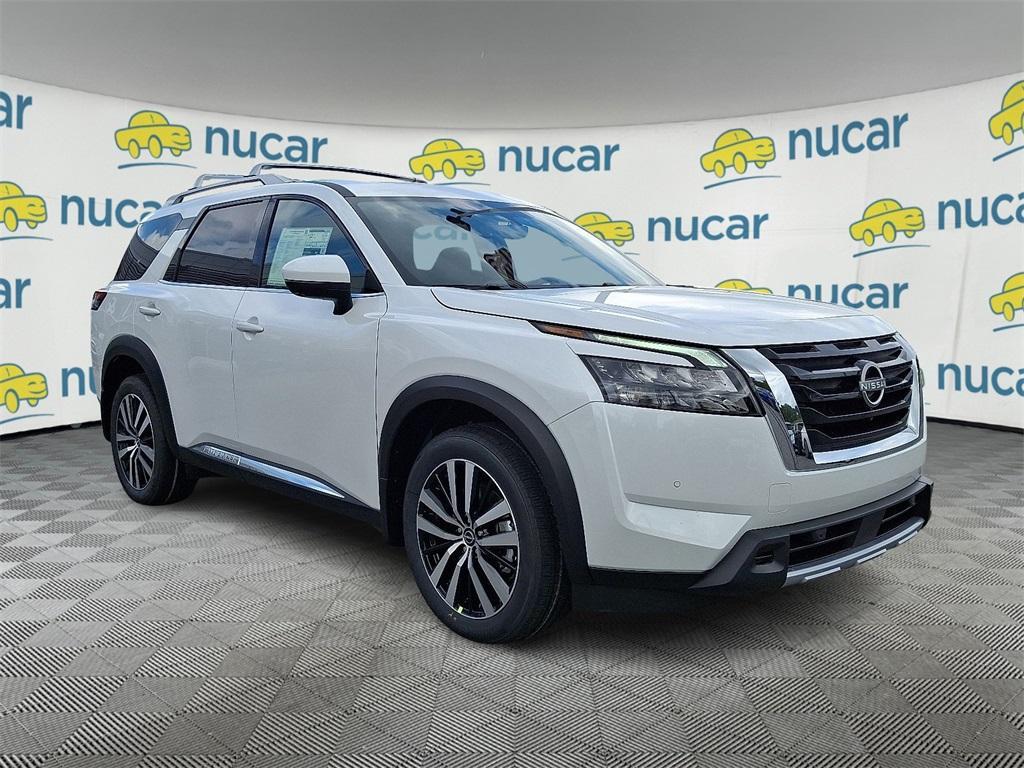 new 2025 Nissan Pathfinder car, priced at $49,407