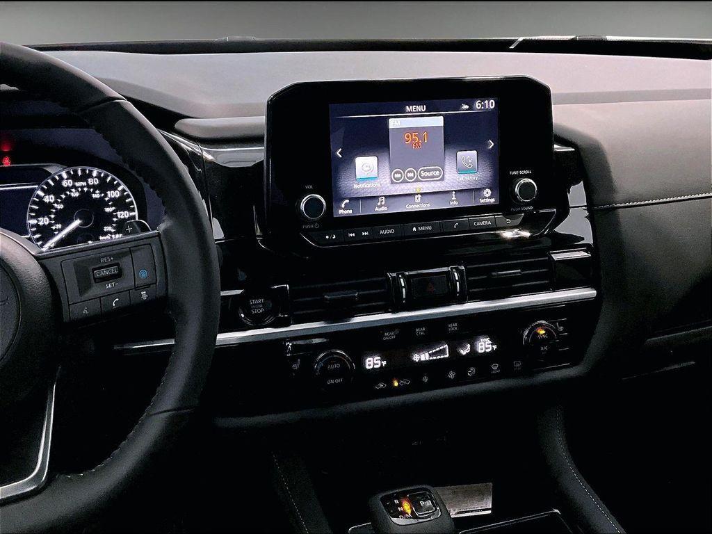 new 2025 Nissan Pathfinder car, priced at $37,007