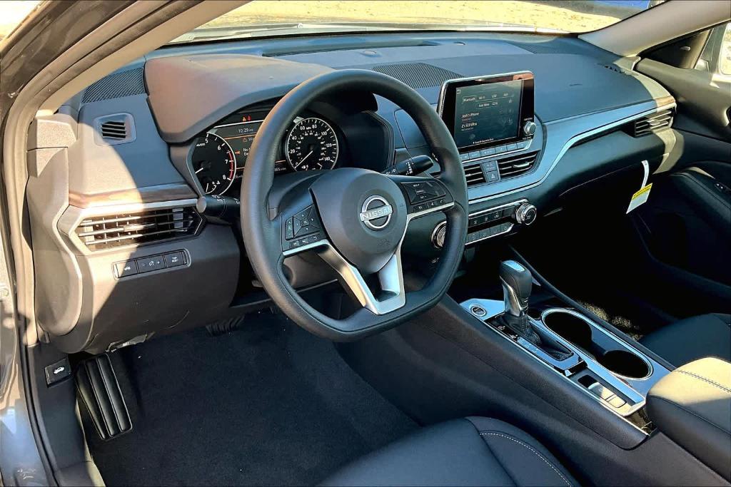 new 2024 Nissan Altima car, priced at $25,900