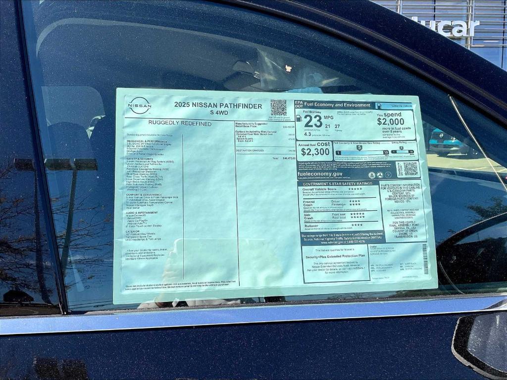 new 2025 Nissan Pathfinder car, priced at $40,475