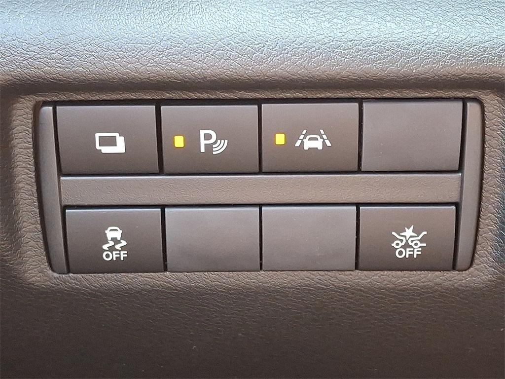 new 2025 Nissan Versa car, priced at $21,577