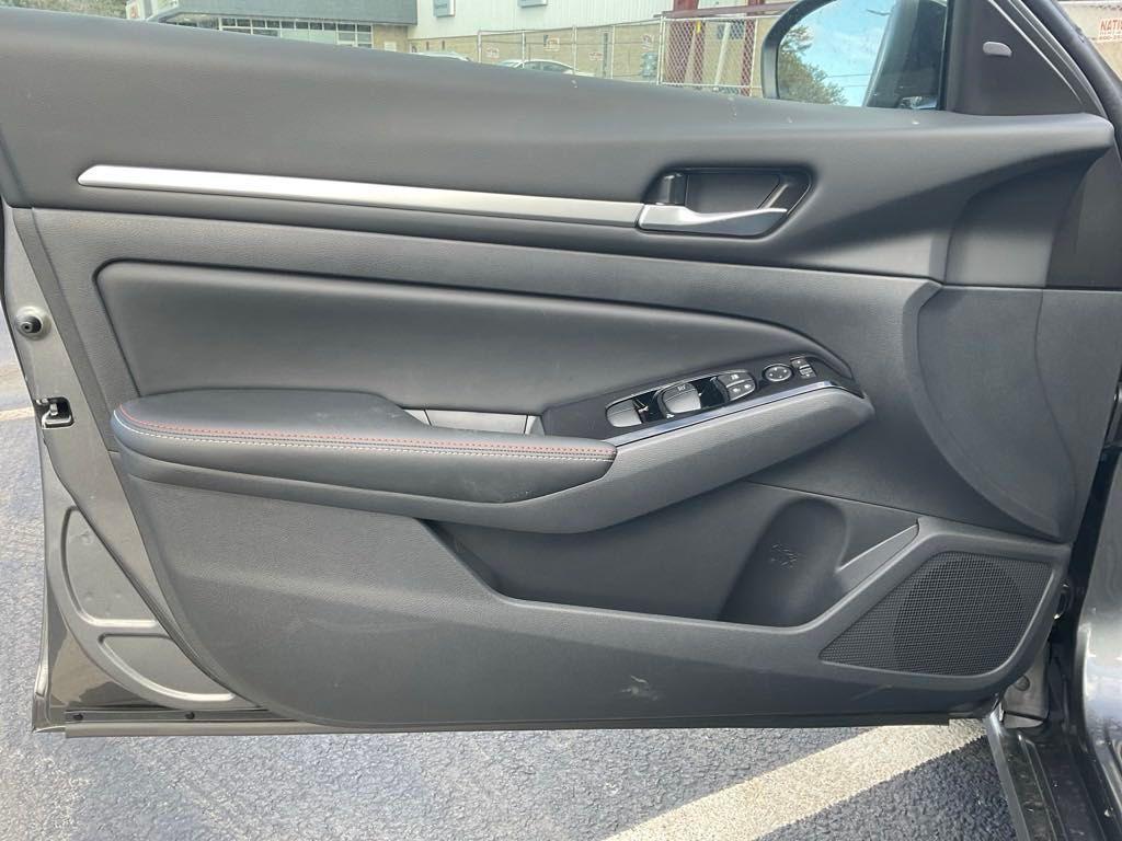 new 2025 Nissan Altima car, priced at $32,286