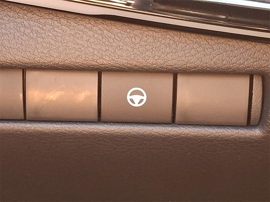 new 2025 Nissan Kicks car, priced at $26,587