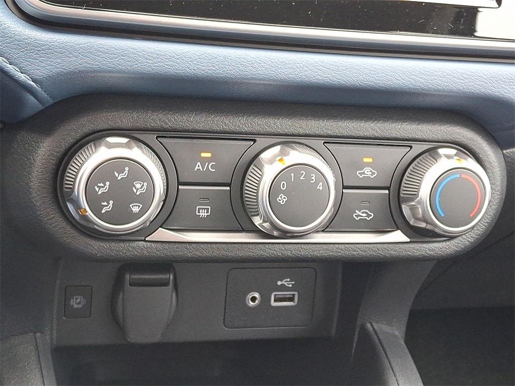 new 2025 Nissan Versa car, priced at $21,447