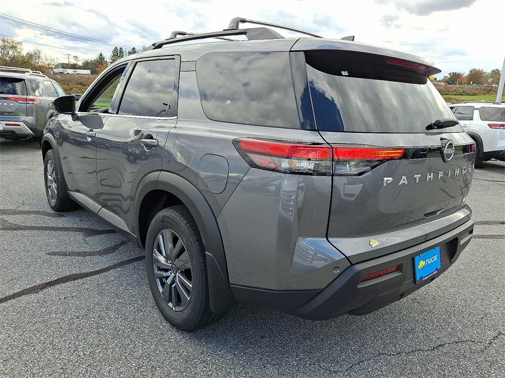 new 2025 Nissan Pathfinder car, priced at $35,802