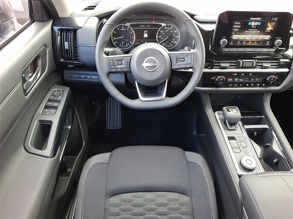 new 2025 Nissan Pathfinder car, priced at $35,802