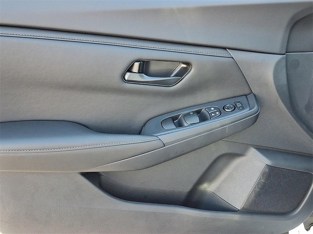 new 2025 Nissan Sentra car, priced at $21,833