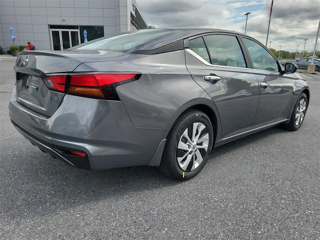 new 2025 Nissan Altima car, priced at $26,894