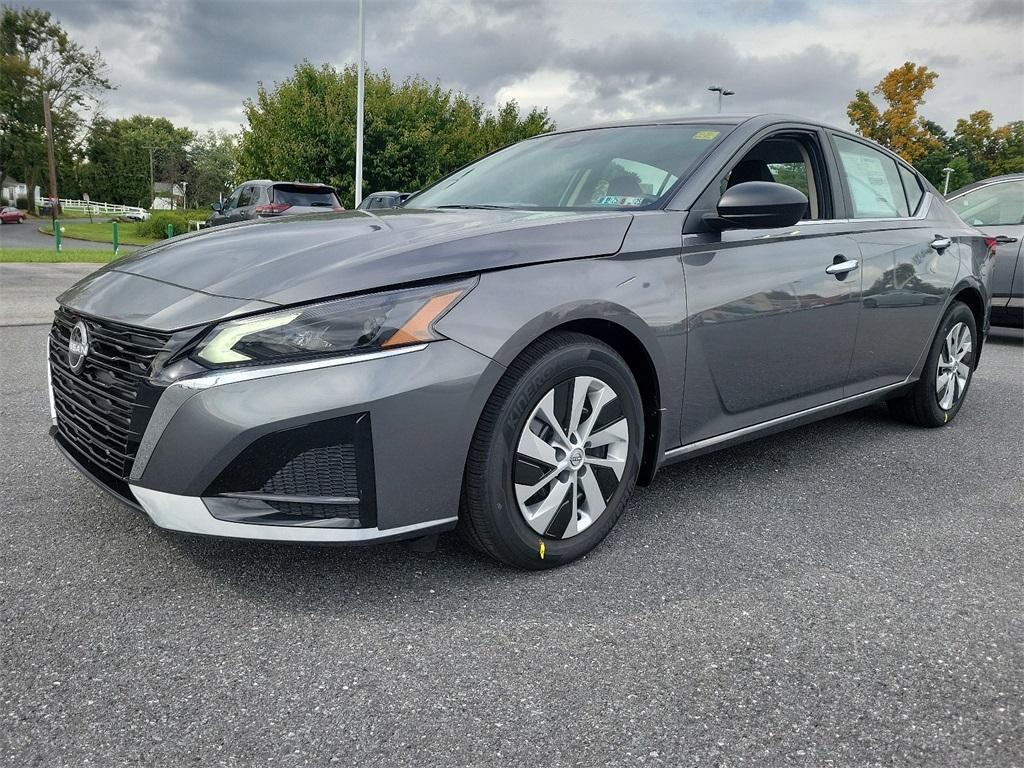 new 2025 Nissan Altima car, priced at $26,894