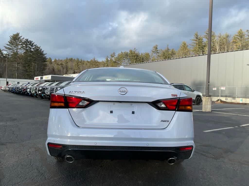 new 2025 Nissan Altima car, priced at $33,040