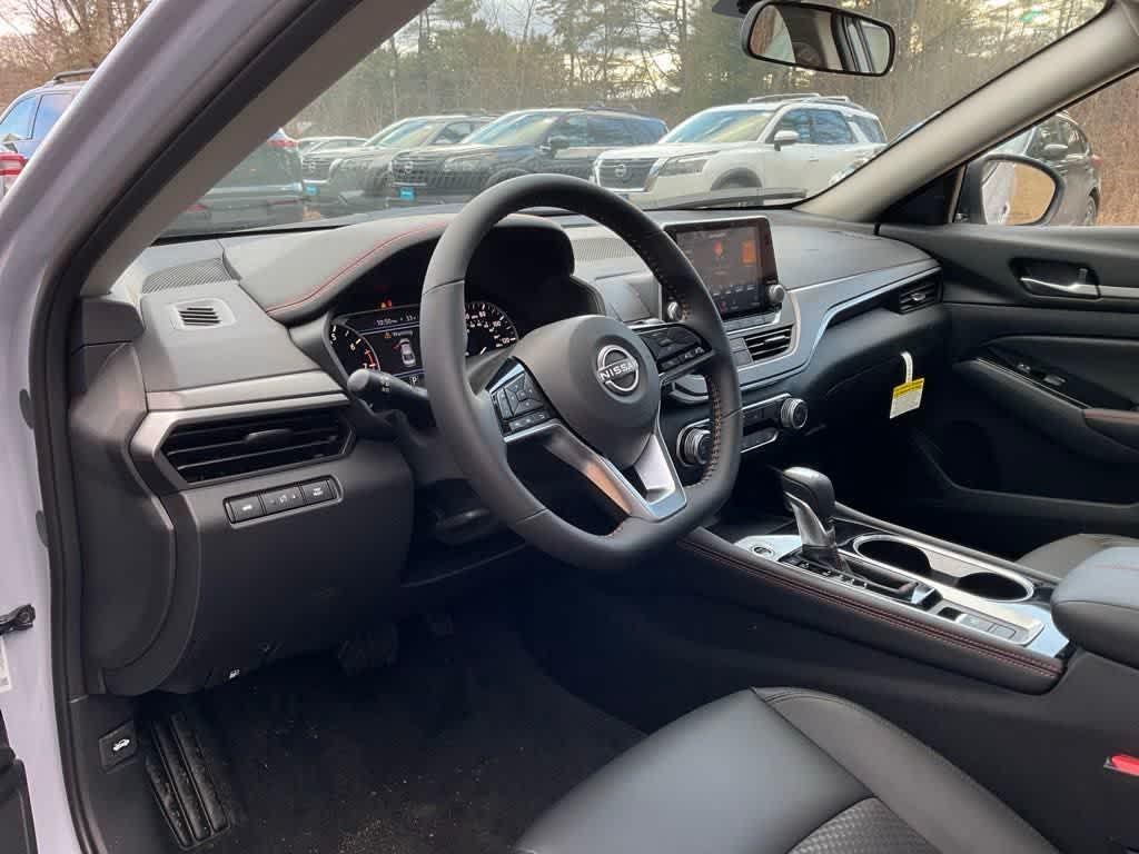 new 2025 Nissan Altima car, priced at $33,040