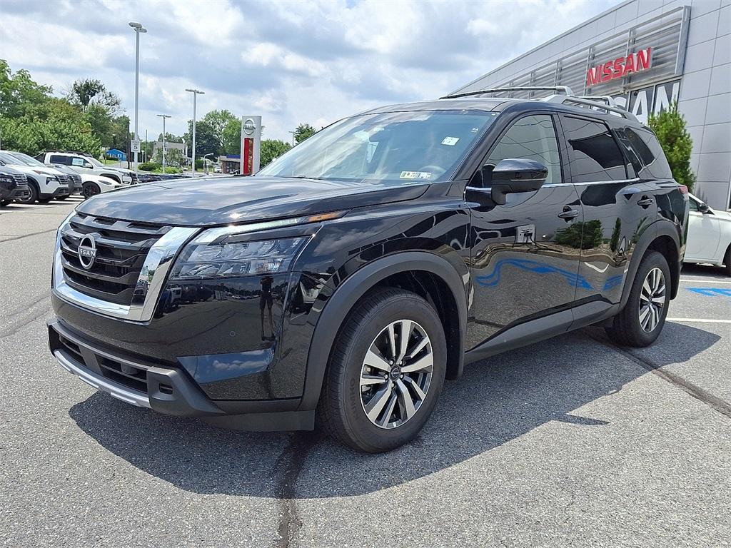 new 2025 Nissan Pathfinder car, priced at $43,032
