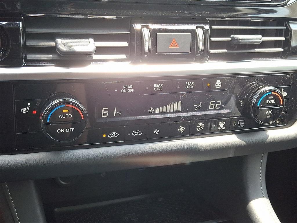 new 2025 Nissan Pathfinder car, priced at $43,032