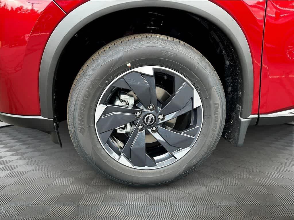 new 2025 Nissan Rogue car, priced at $28,313