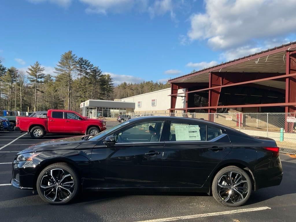 new 2025 Nissan Altima car, priced at $30,348