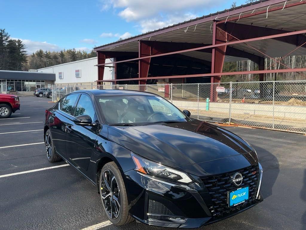 new 2025 Nissan Altima car, priced at $29,177
