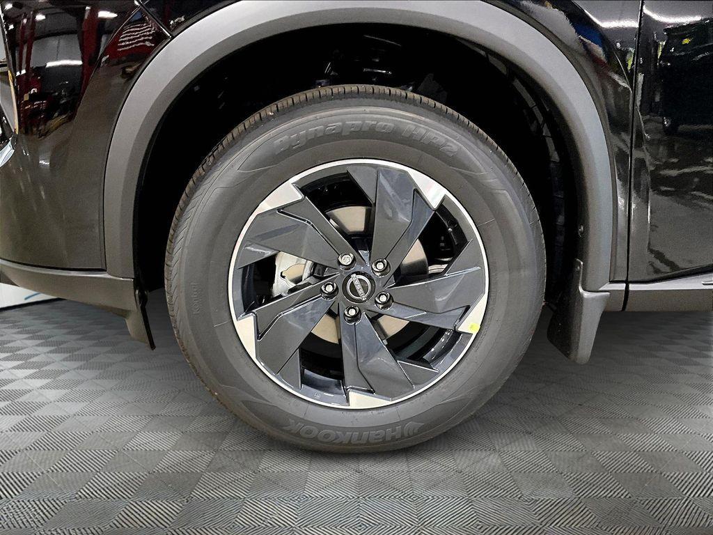 new 2026 Nissan Rogue car, priced at $30,656
