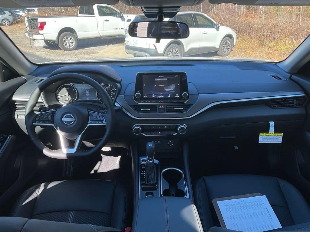 new 2025 Nissan Altima car, priced at $30,832