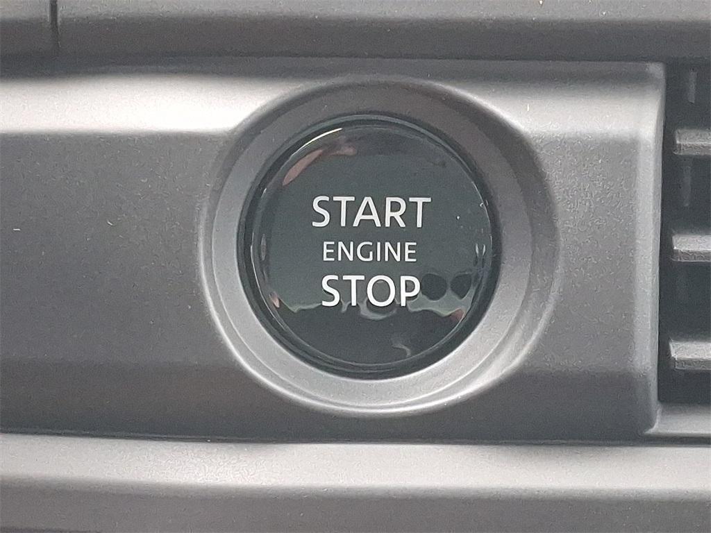 new 2025 Nissan Pathfinder car, priced at $32,531