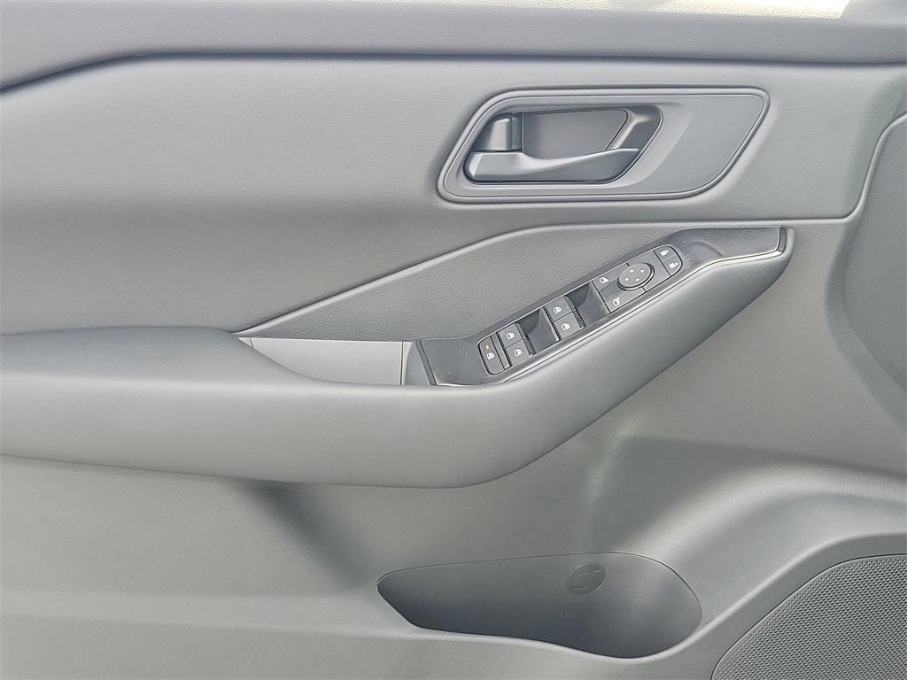 new 2025 Nissan Rogue car, priced at $30,595