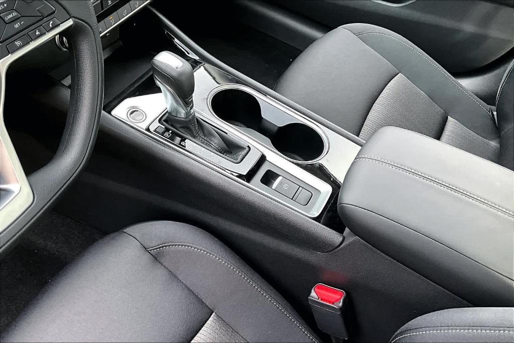 new 2024 Nissan Altima car, priced at $25,900
