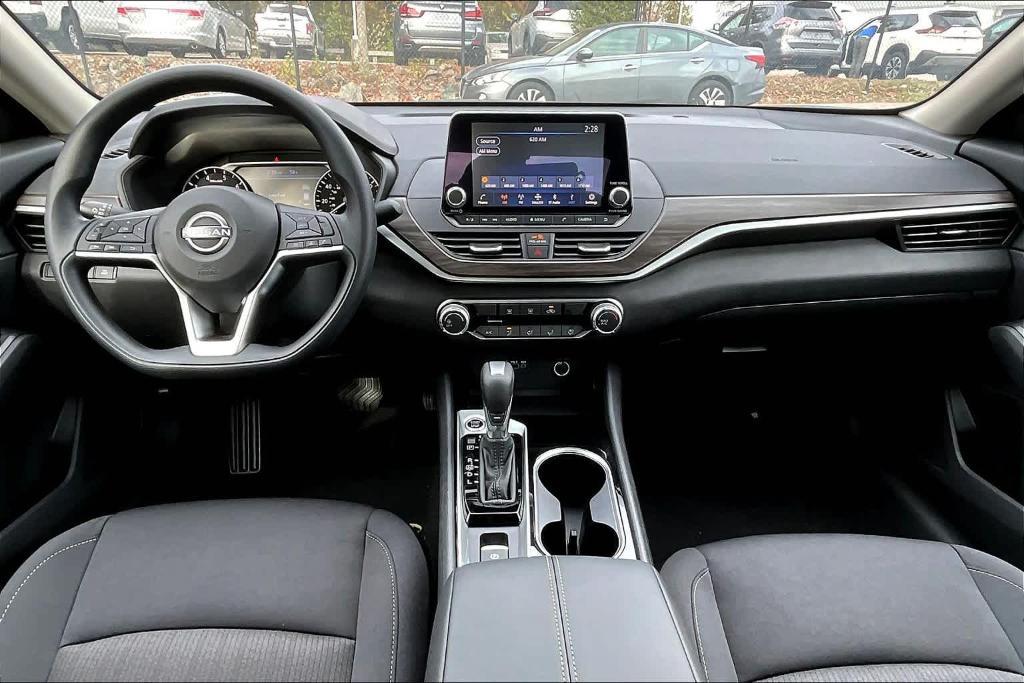 new 2024 Nissan Altima car, priced at $25,900