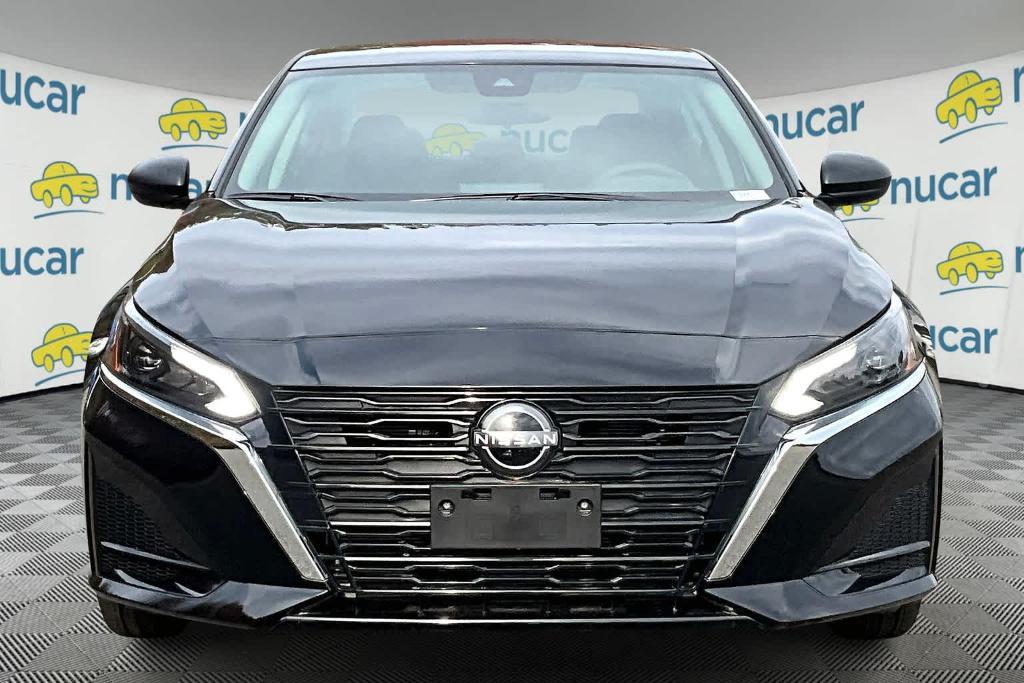 new 2024 Nissan Altima car, priced at $25,900
