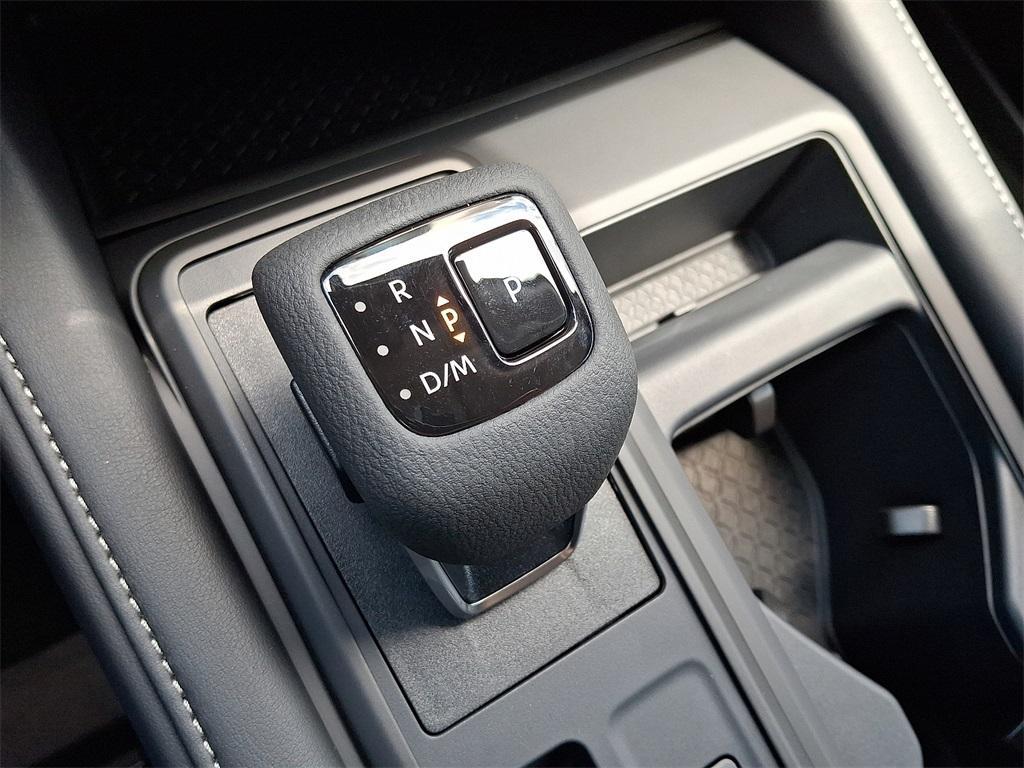 new 2025 Nissan Pathfinder car, priced at $36,967