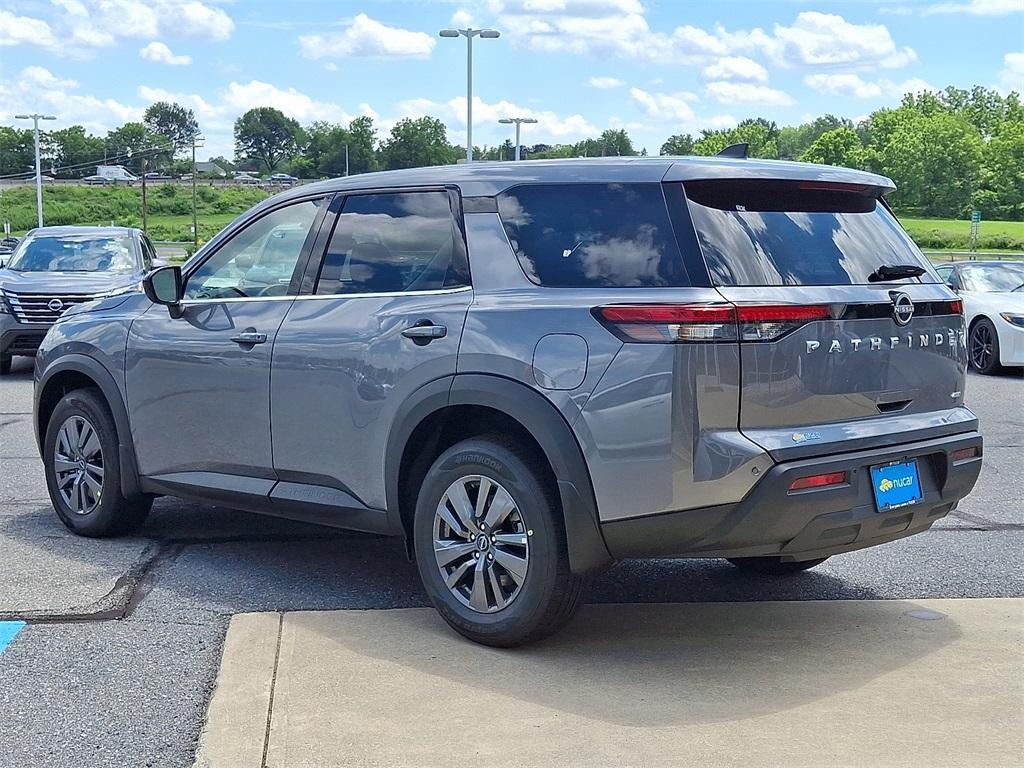 new 2025 Nissan Pathfinder car, priced at $36,967