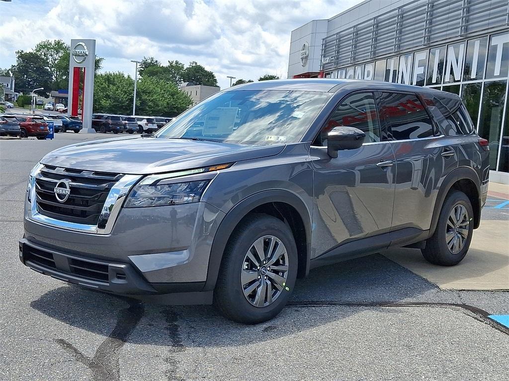 new 2025 Nissan Pathfinder car, priced at $36,967