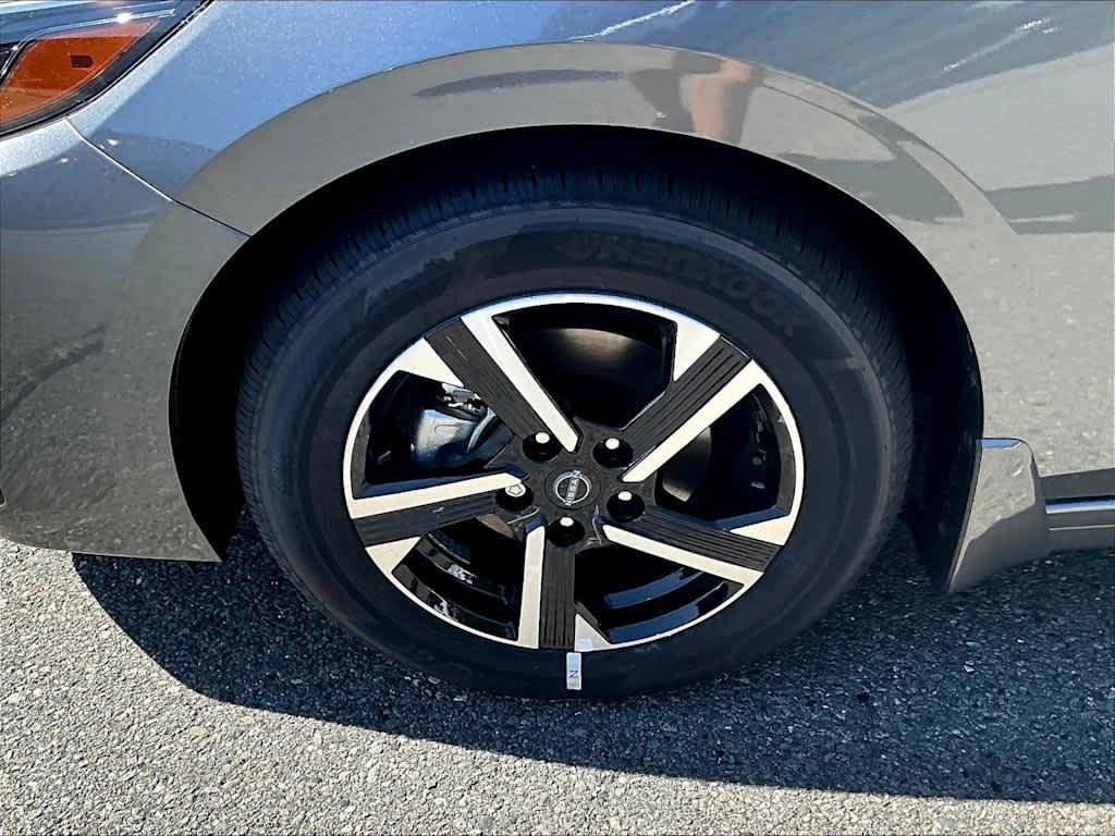 new 2025 Nissan Sentra car, priced at $22,935