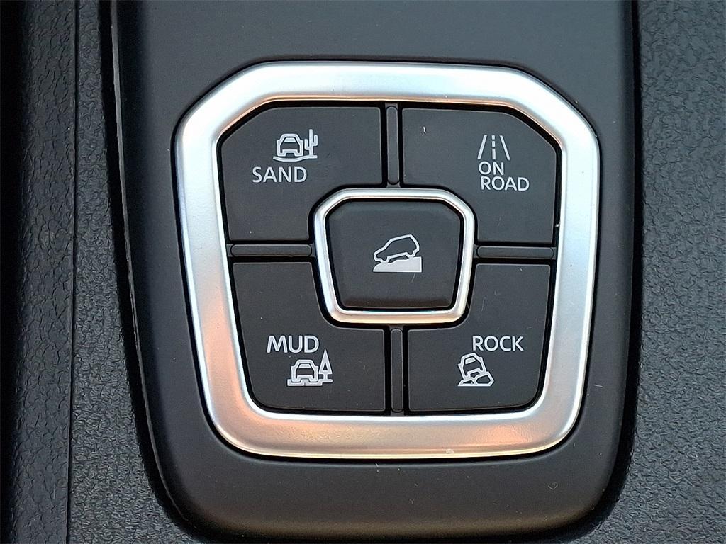 new 2026 Nissan Frontier car, priced at $43,959